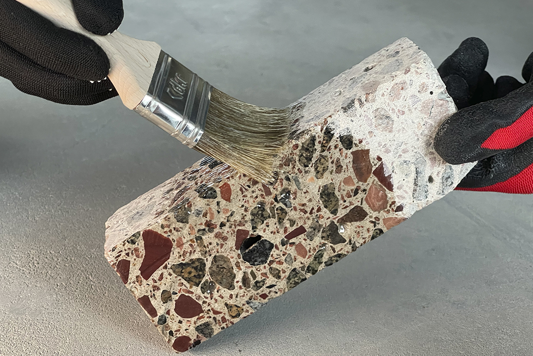 Что такое пропитка для бетона и зачем она нужна