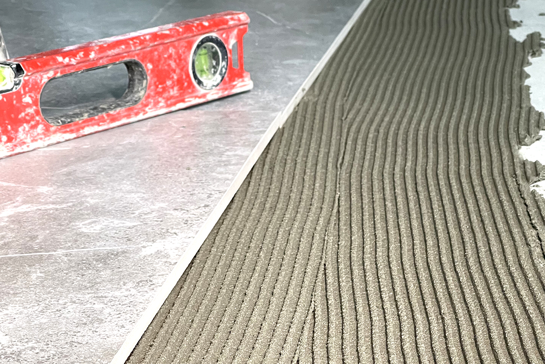 Плитковий клей для термальних басейнів. Який вибрати? 